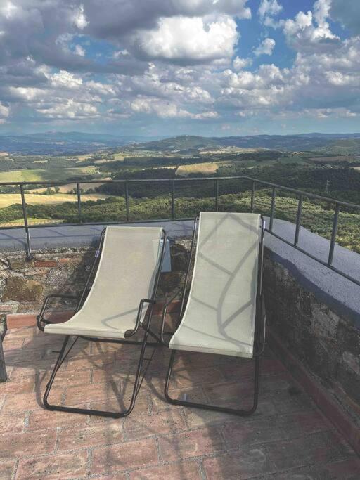 Medieval Tower In Umbria With Swimming Pool Montelagello Exterior photo